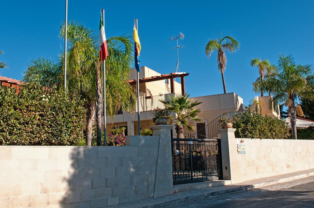 Residence Casa Del Mar Sicilia Marina di Modica Exterior photo
