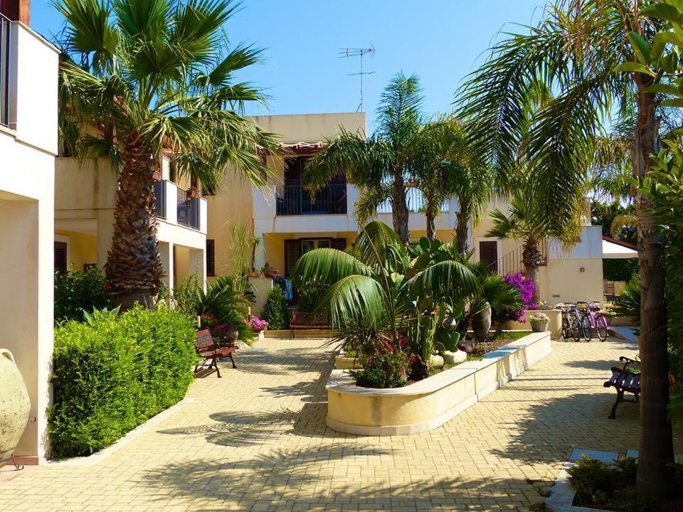 Residence Casa Del Mar Sicilia Marina di Modica Exterior photo