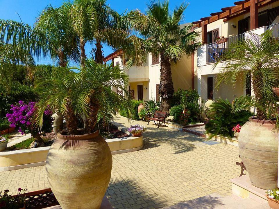 Residence Casa Del Mar Sicilia Marina di Modica Exterior photo